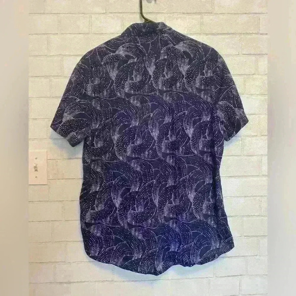 J Crew Navy print 100% cotton button down shirt size Large - Picture 2 of 3